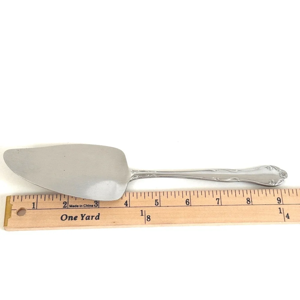 Vintage Capco Stainless Steel Japan Pie Cake Server Floral Handle 8.5